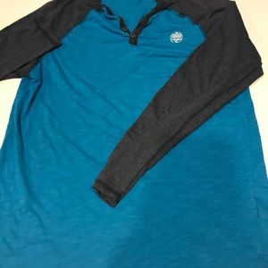 Men’s small urban vintage long sleeve button up